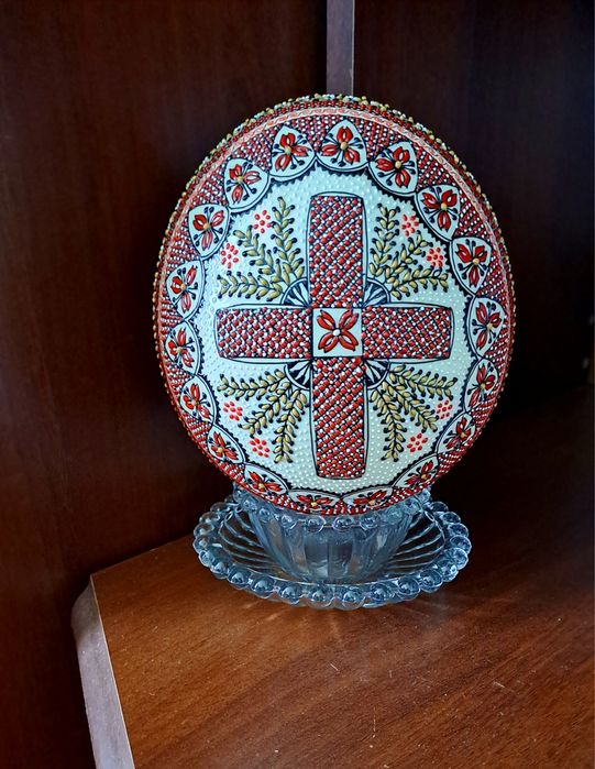 Ouă de struț incondeiate