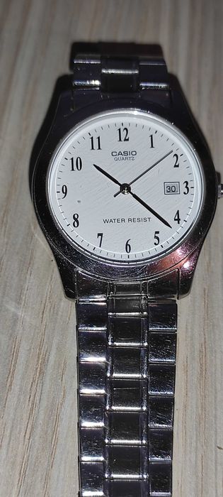 ceas de mana / dama / quartz  CASIO  MODEL : MTP 1141 P