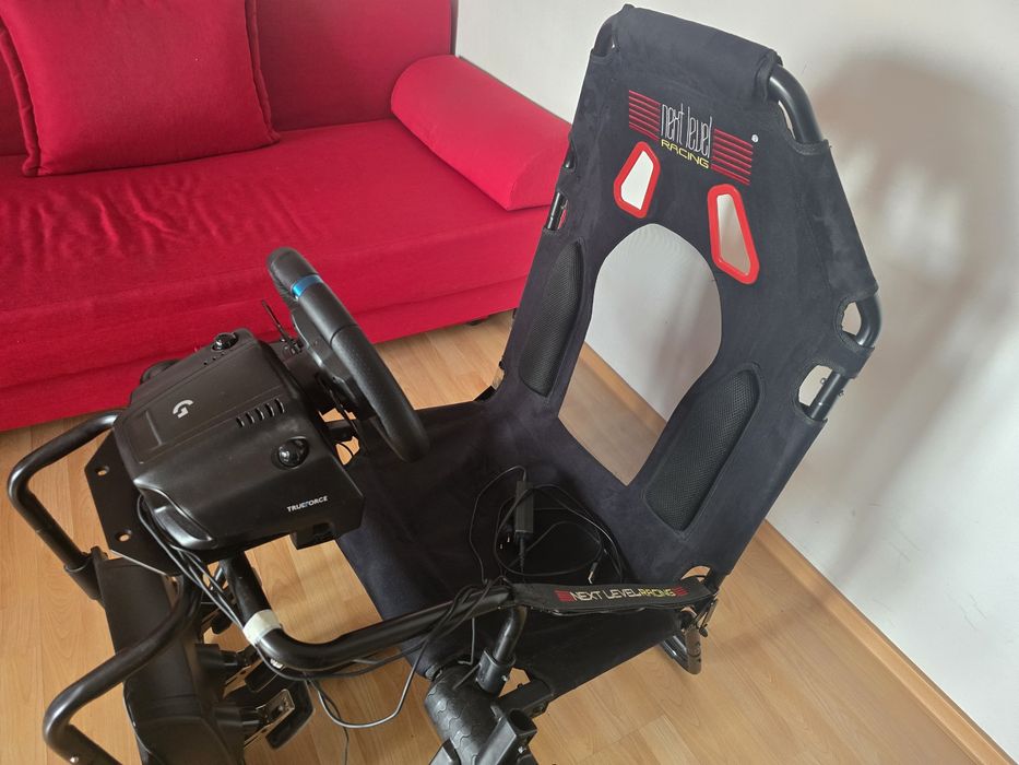 Vand Playseat GT-Lite next levele racing NLR-S021 + volan Logitec G 923