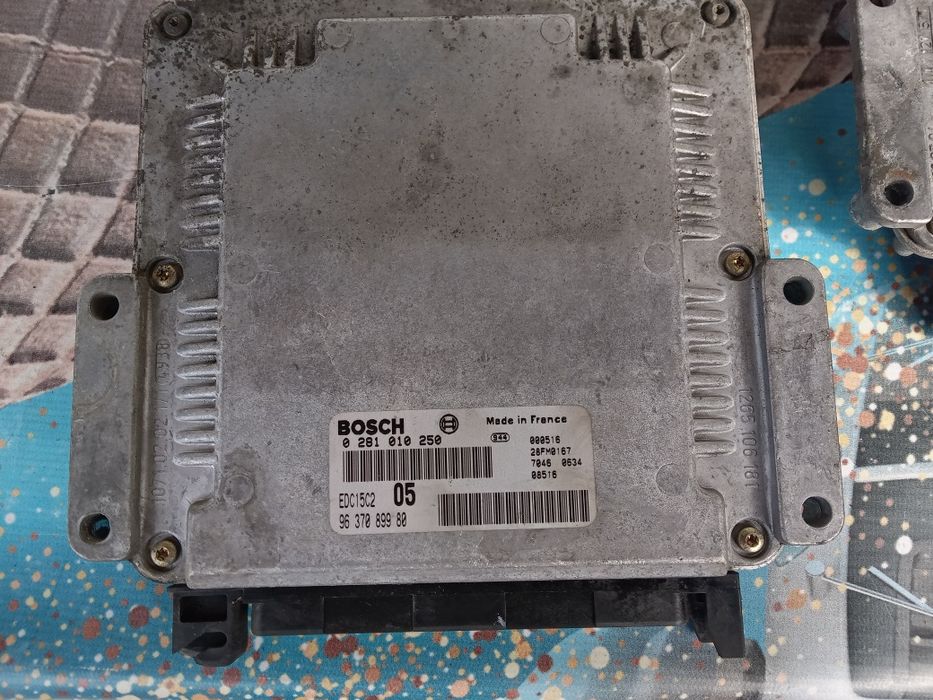 Компютър Bosch за Пежо-206,2.0HDI