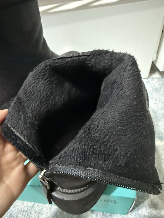 Продам женские ботинки (осень)