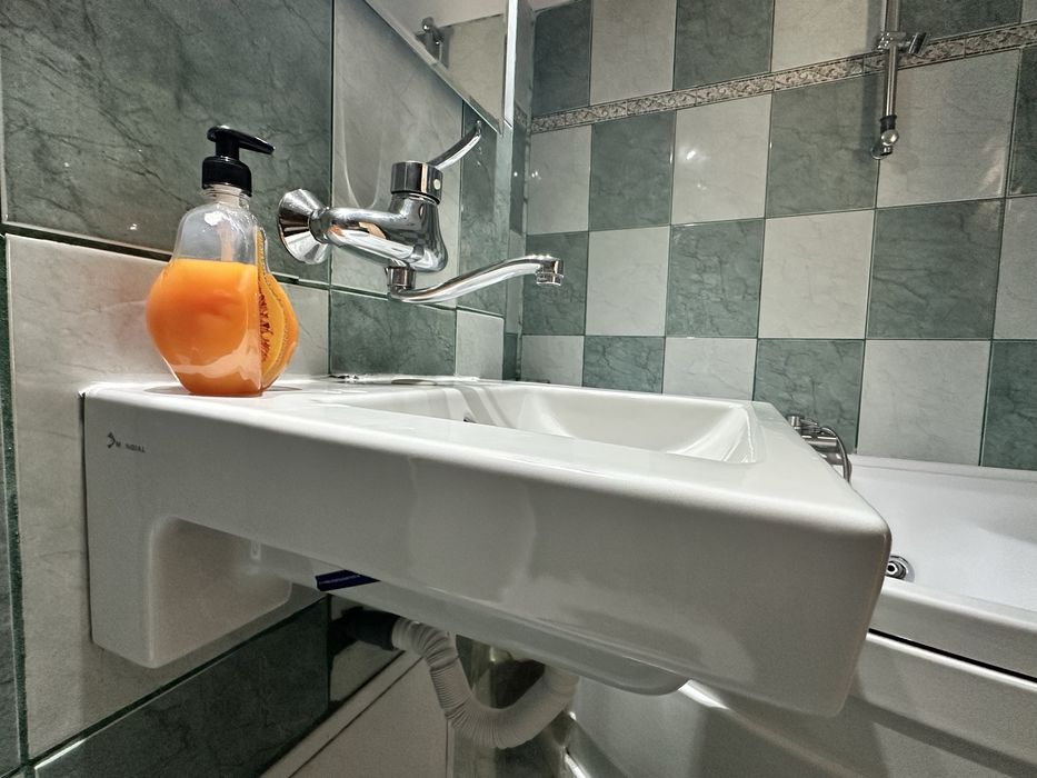 Chiuveta baie MONDIAL / lavoar alb