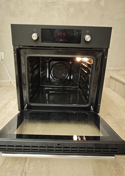 Фурна за вграждане Hansa BOES68461, Електрическа, 62 л, 8 програми, Grill, Таймер, Клас A, Черен