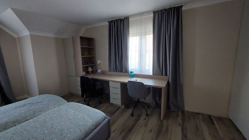 Mobilă la comandă – bucătărie la comandă, dressing, dulap, mobilier living