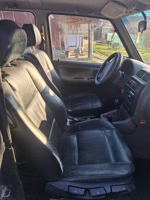 Vand suzuki vitara 2.0 benzina