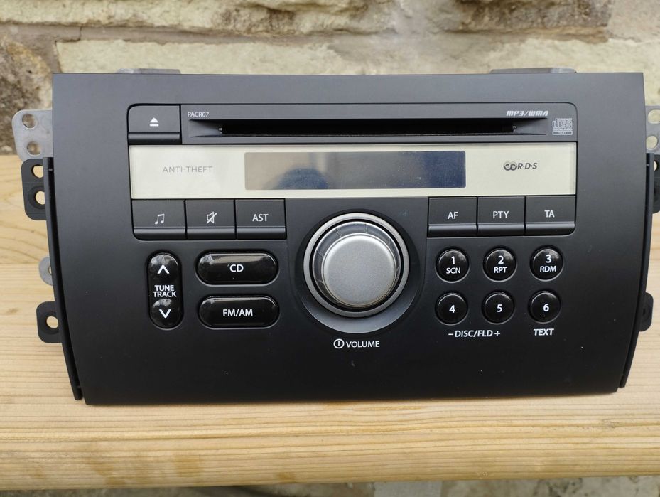 Fiat Sedici оригинално CD