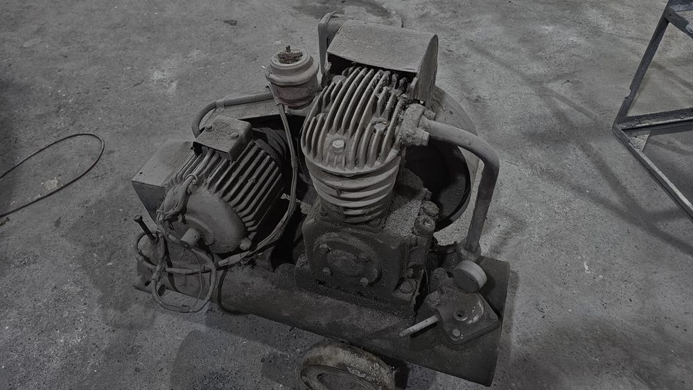 Продам компрессор  3х фазный рабочий