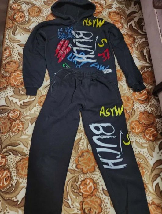 Продам б/у вещи на мальчика 11,12 лет