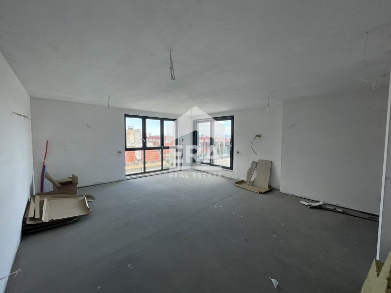 Продава се Тристаен апартамент в София, Витоша - 157 кв.м за 2652 €/кв.м - Снимка #5
