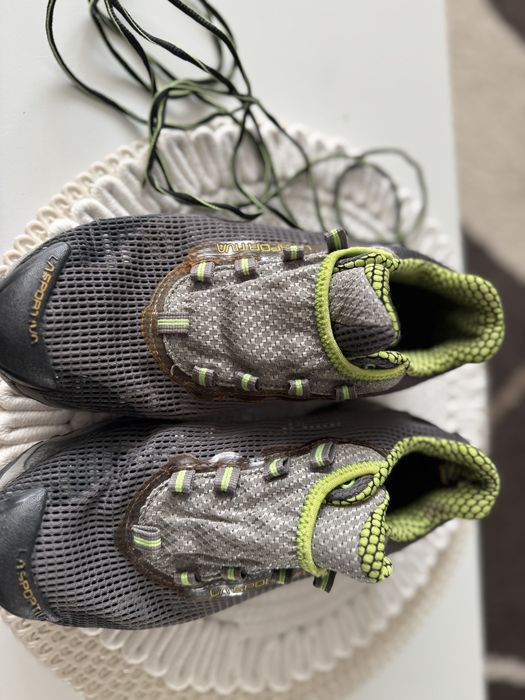 Adidasi La Sportiva marimea 41