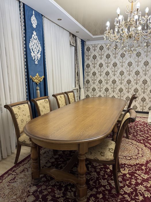 Продам стол с стульями