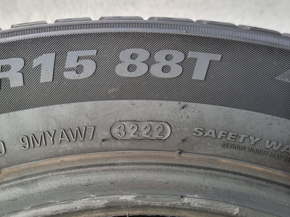 "Dot 22" 185/65/15 Kumho 2Броя: 140лв 7.5мм
