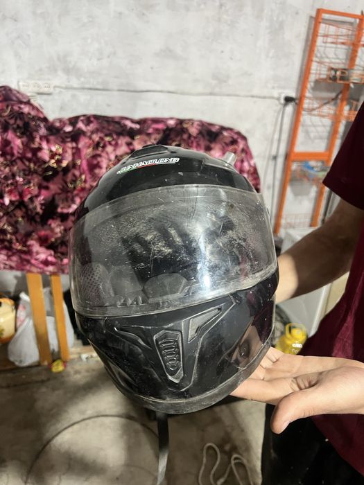 Шлем для мото.