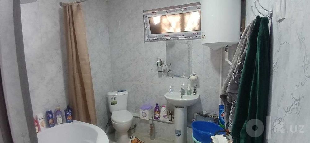 Kattaqo'rgon shahri Mikrorayon 3 xonali uy