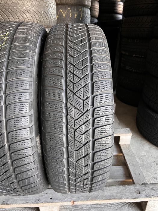 2 anvelope iarna 225/60/18 , pirelli , runflat , 6 mm