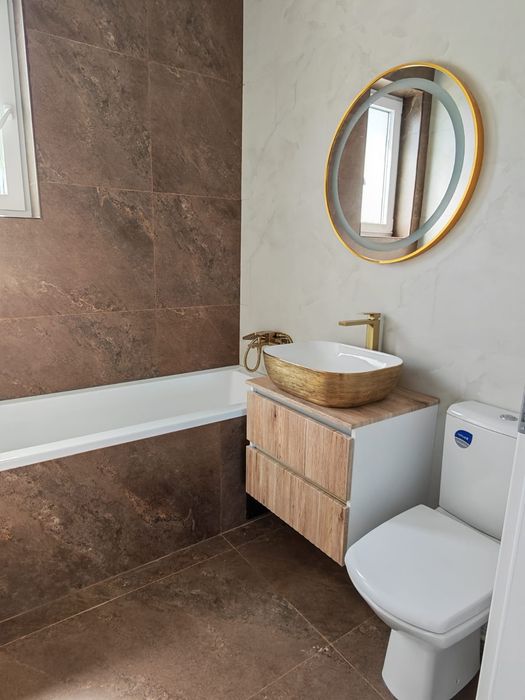 Case cartierul westtown Băcu