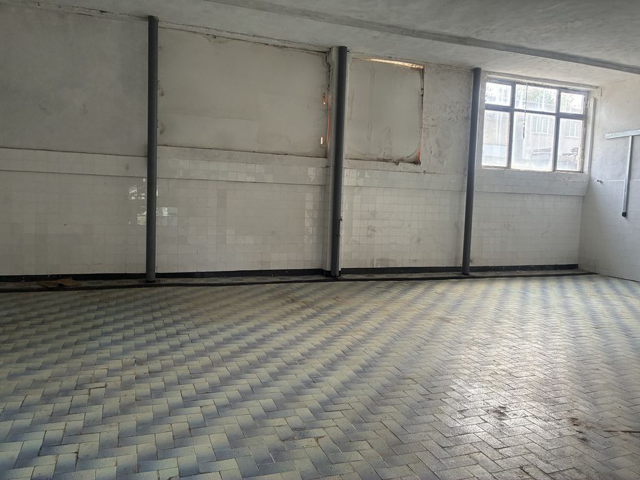 Дава се под наем Промишлена сграда в с. Велковци, Област Габрово - 200 кв.м за 2.55 € - Снимка #3