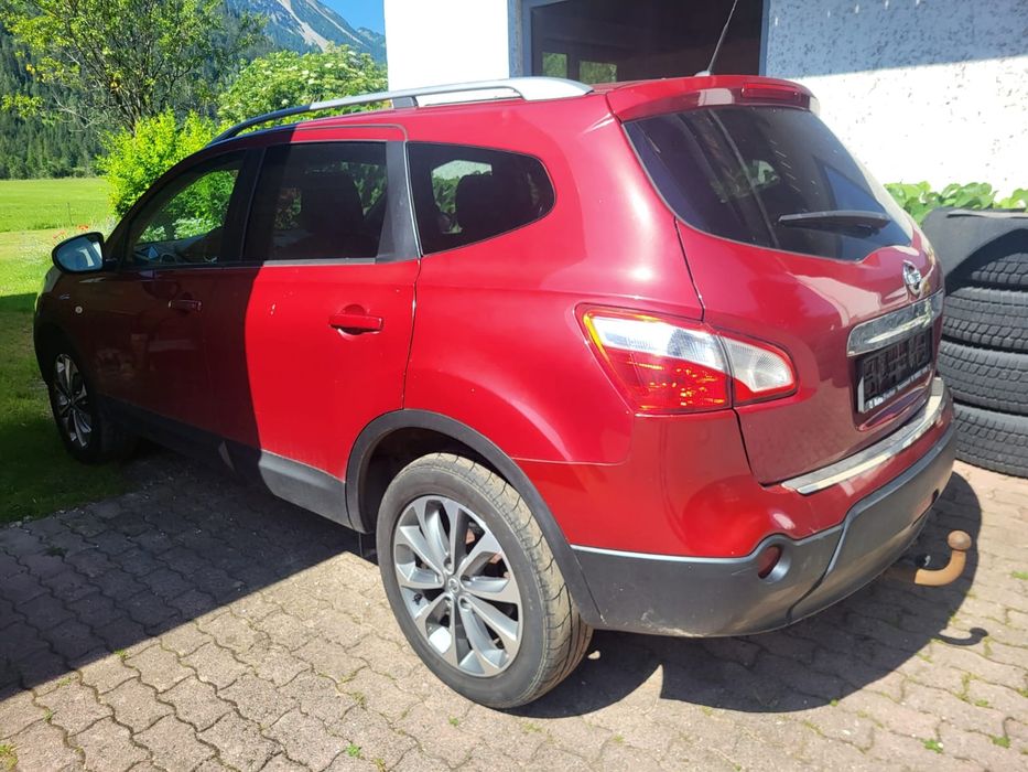 Nissan qasqai +2