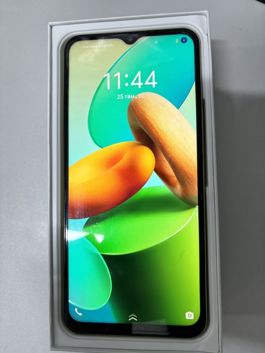 Vivo Y35 64gb.  .