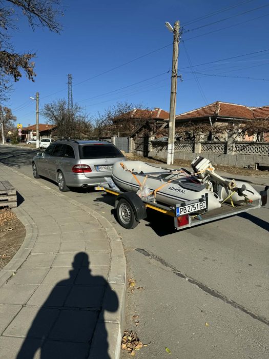 Надуваема лодка с твърдо дъно и мотор Johnson 6 к.с. и сонар Garmin