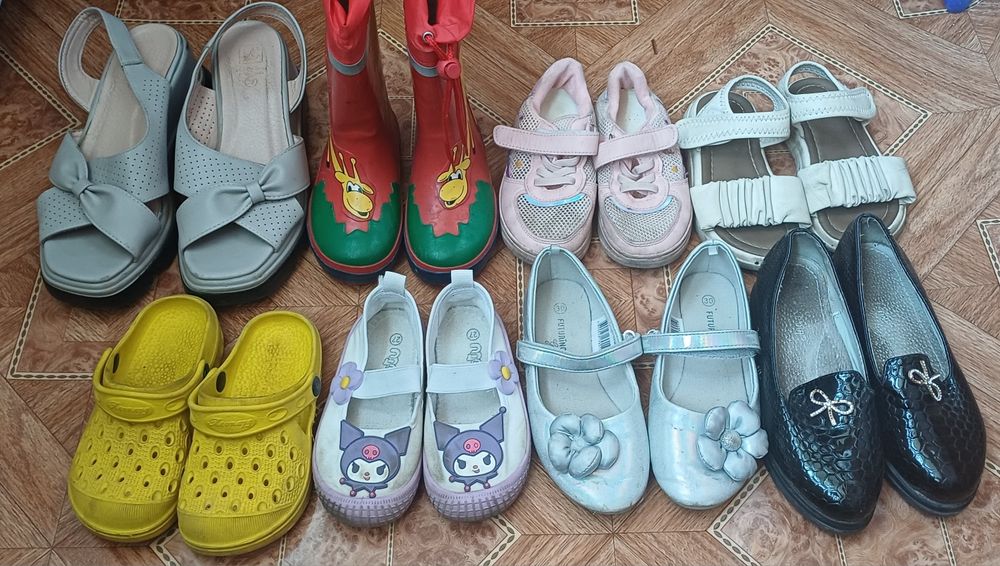 Продам детские обуви всё за