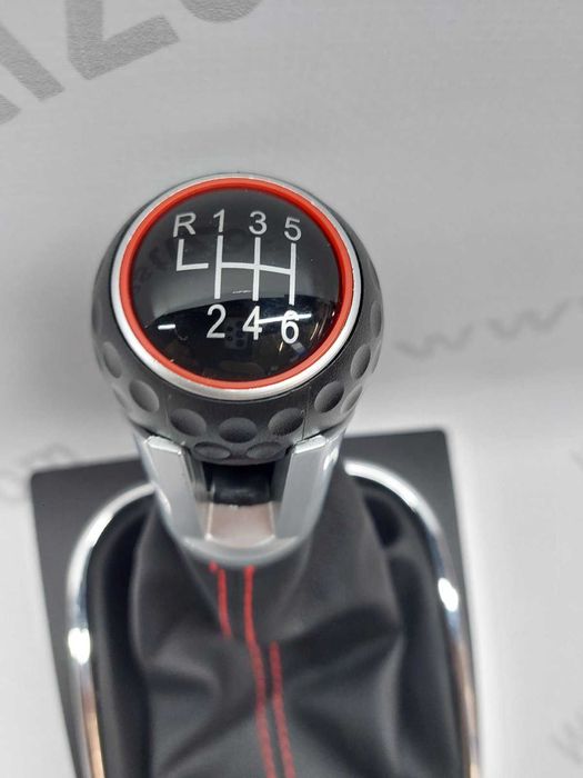 Топка с кожа скоростен лост VW GOLF 5/6