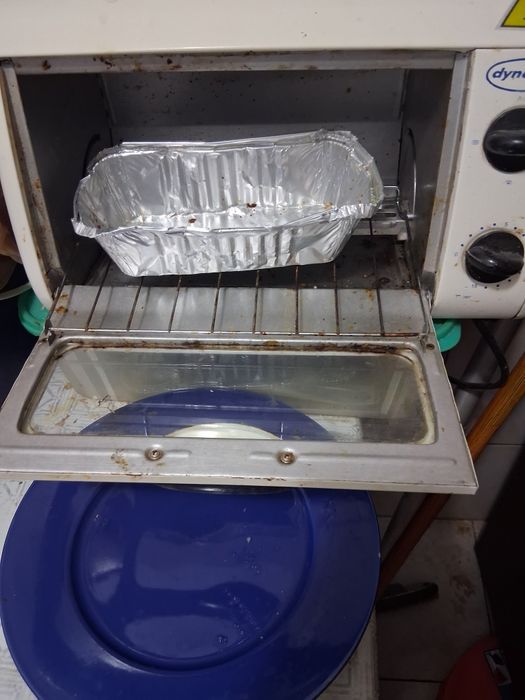 Mini cuptor electric