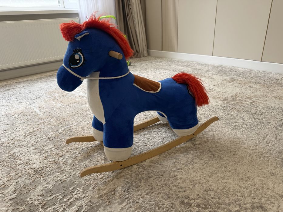 Лошадка качалка