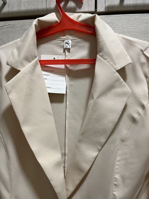 Жинский летний пиджак