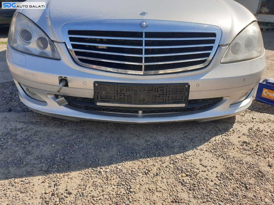 Grila Radiator de pe Capota Motor Mercedes Clasa S Class W221 S320 2005 - 2013 [C0286]