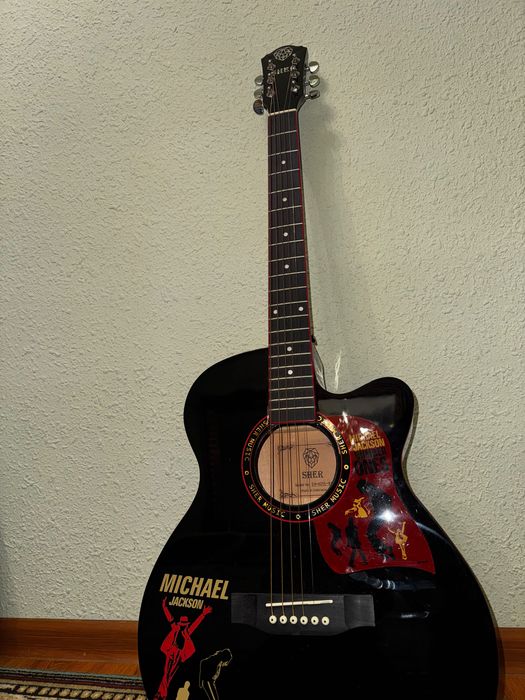 Гитара 6 струнная в хорошем состоянии