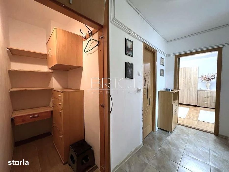 Apartament 2 camere, 56mp, Decomandat, cu Parcare, Centrul Civic