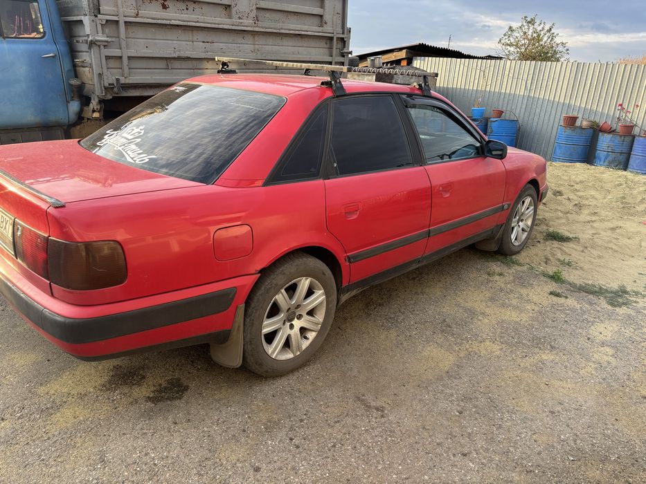 Продам ауди 100с4