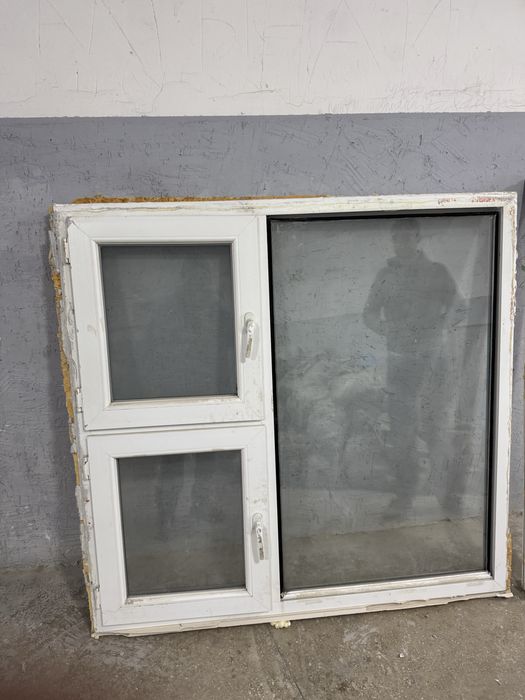 Пластик окно дверь продам