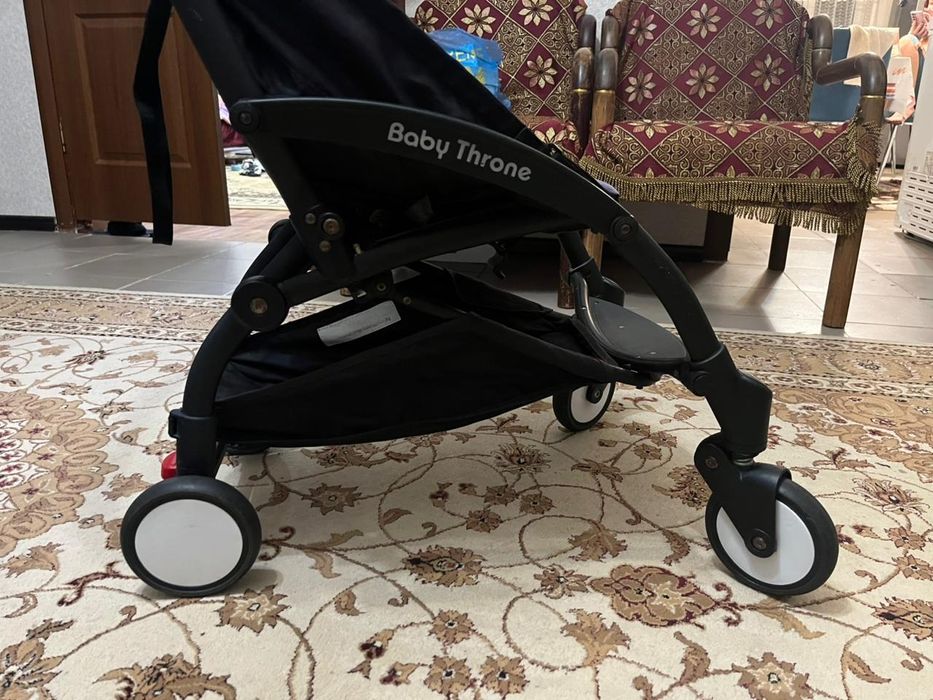 Коляска прогулочная Baby Throne