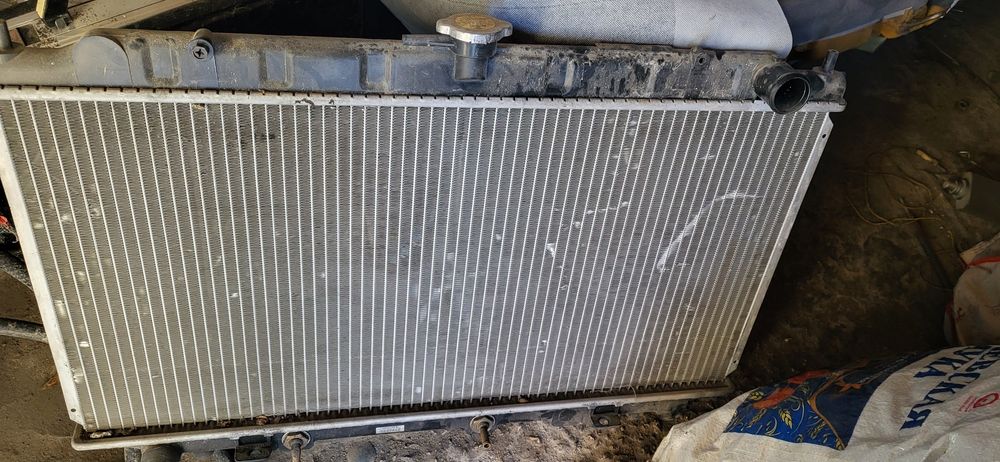 Радиатор  ниссан примера п11