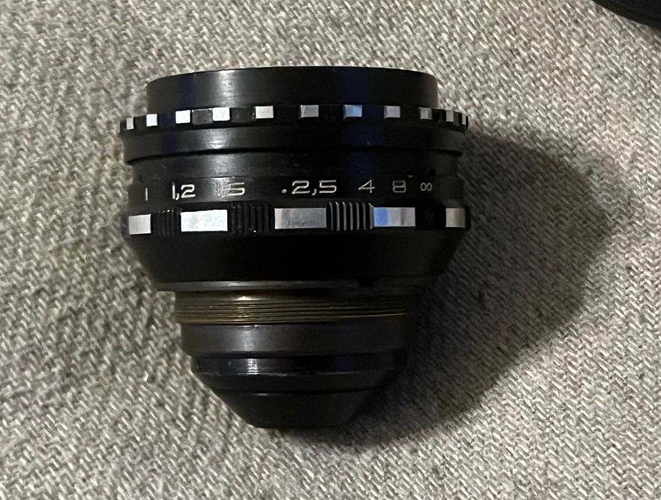 Obiectiv Vega 7-1 20mm f2 cine sovietic cu adaptor MFT