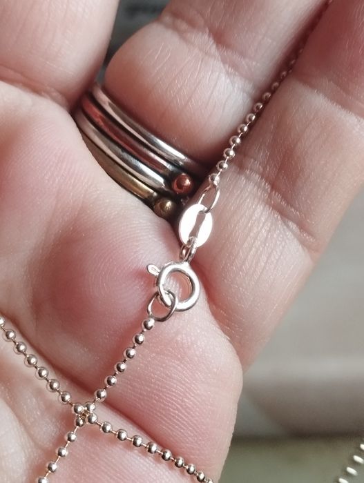 Lanț din argint cu biluțe