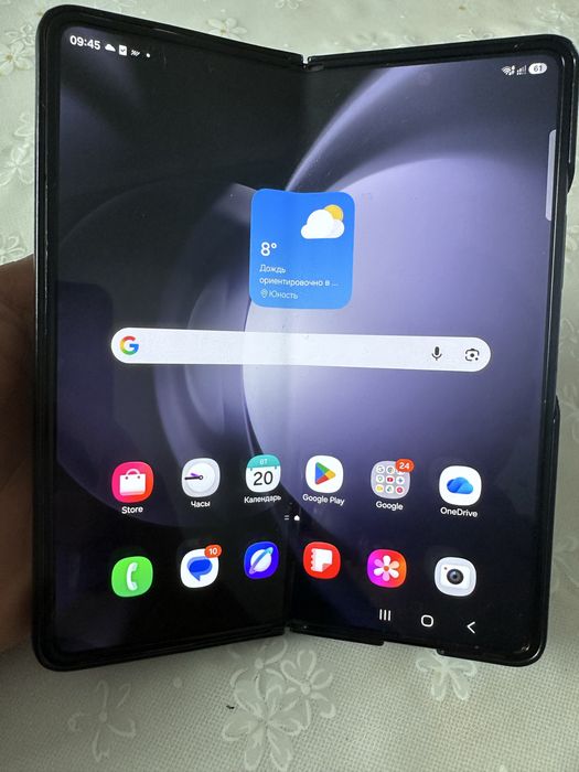 Продам Z FOLD 5 на 512г. Состояние 10/10