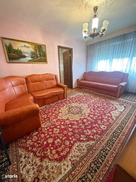 2  camere la etajul 3, centrala, termopan, izolat, zona Milcov