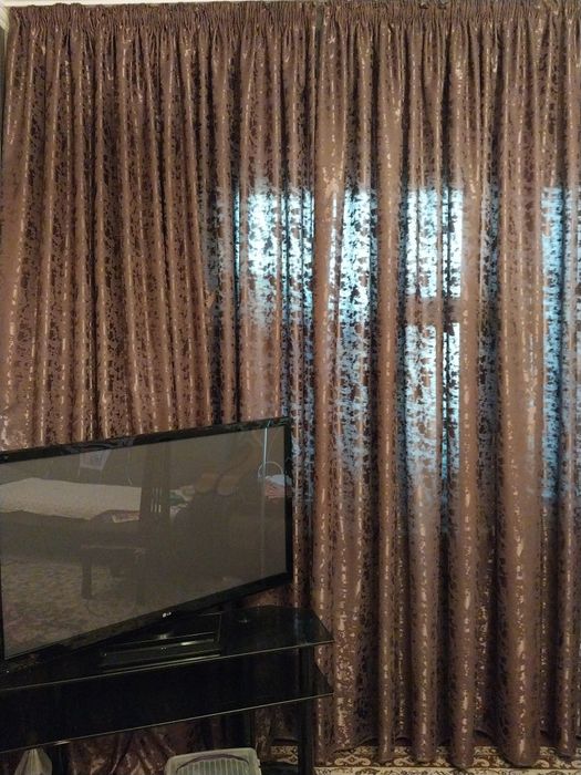 Занавески мраморные.