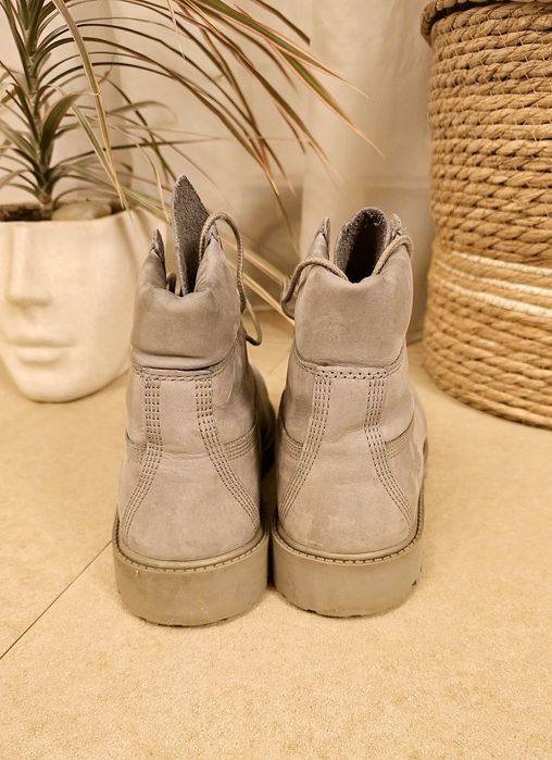 Bocanci Timberland 39.5 piele gri