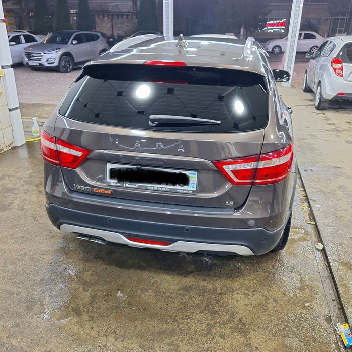 Продам Авто Лада Веста Крос 1.8