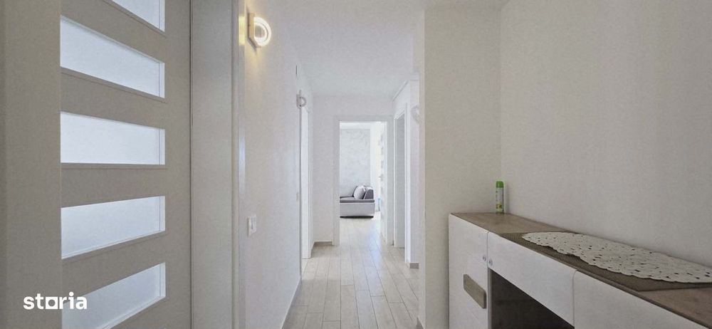 Apartament 3 camere de vânzare, cart. Prima Sova