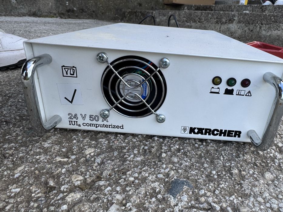 индустриално зарядно за батерии Kärcher SB120 24V/50A
