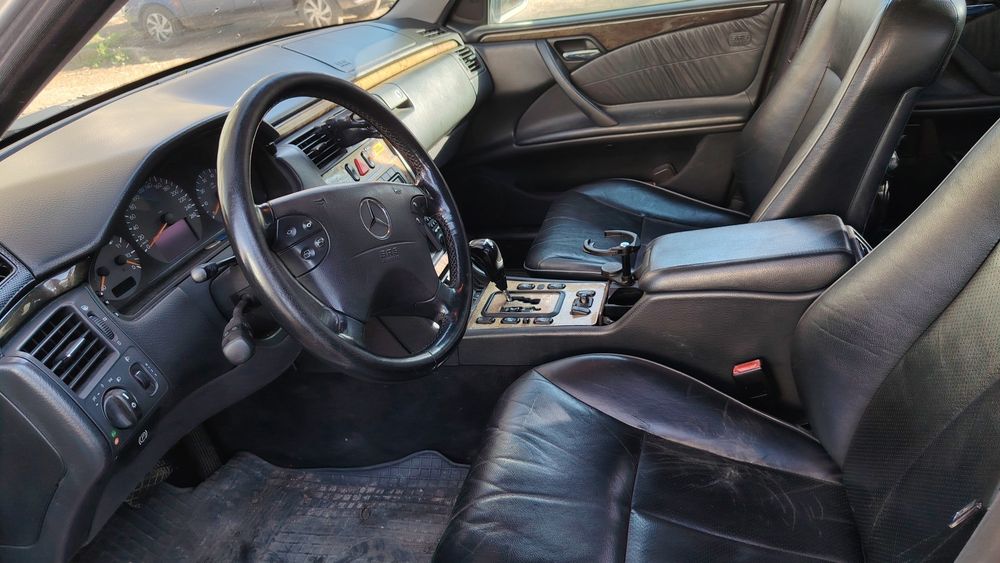 Мерцедес W210 E320