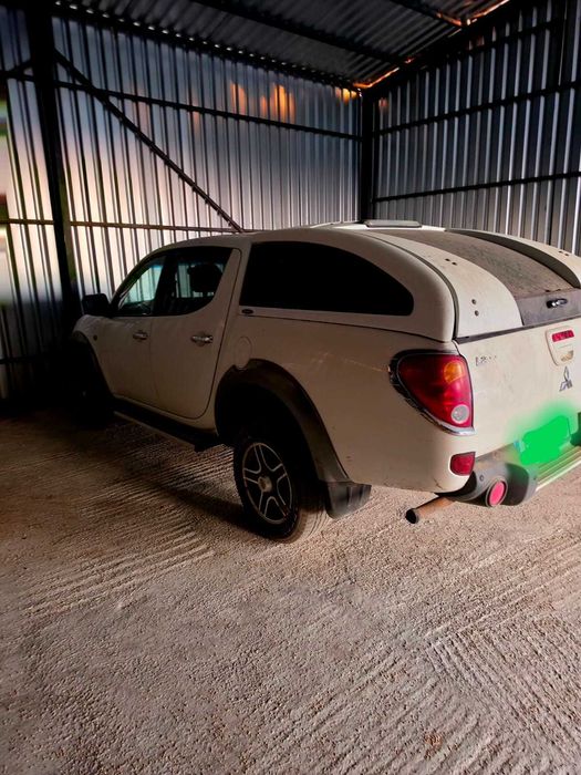 Mitsubishi L 200
