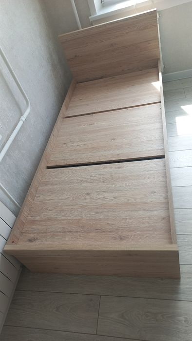 Продам Кровать б/у