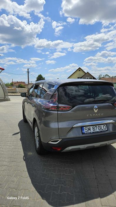 Renault Espace Initiale Paris
