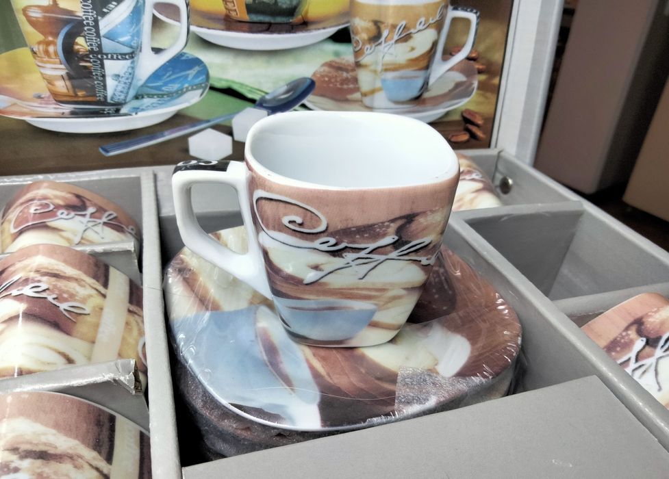 НОВЫЙ кофейный чайный сервиз набор тарелки чашки 12 предметов